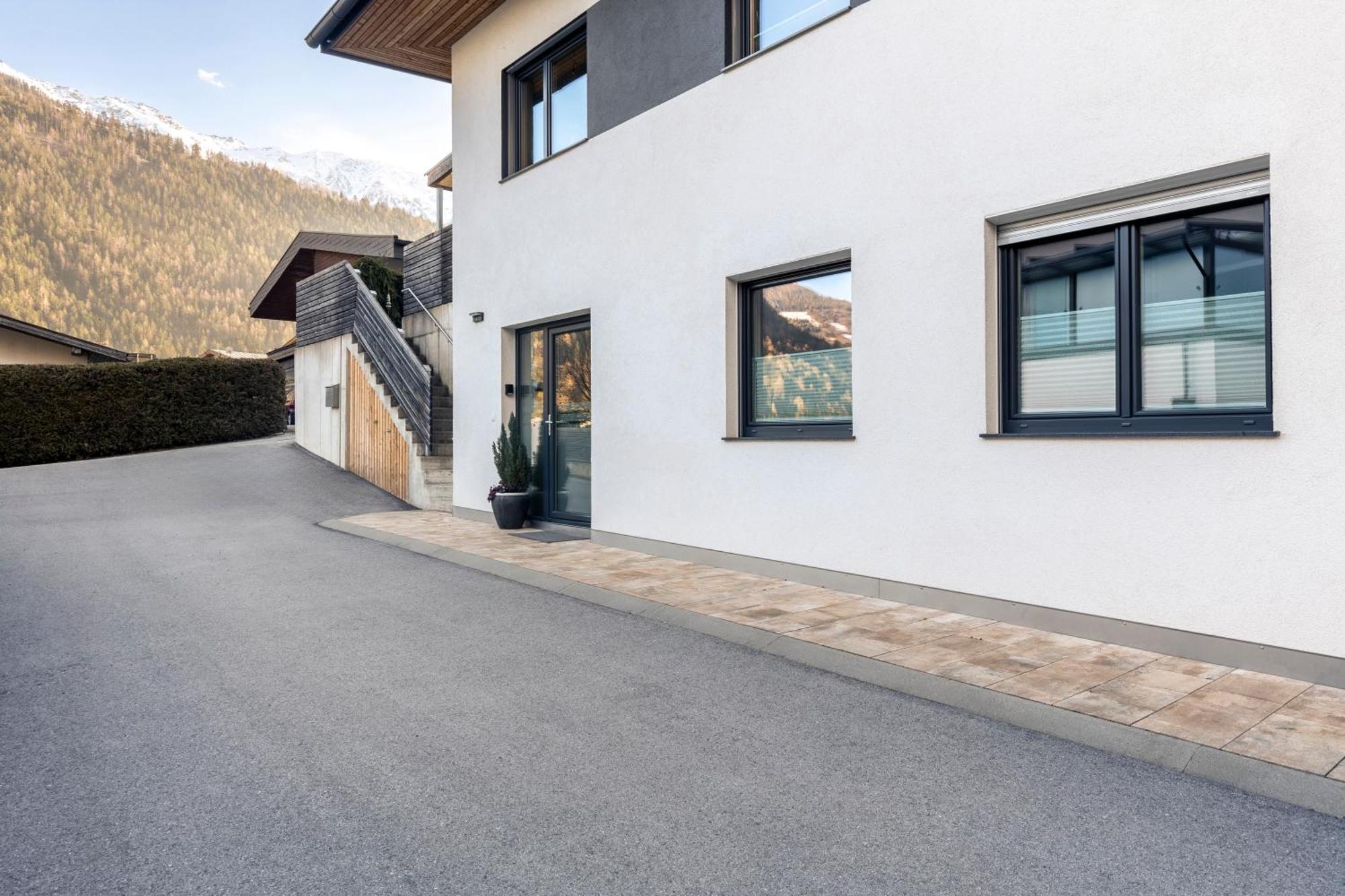 Apart Tiroler Huamatli Schönwies Buitenkant foto