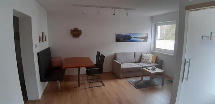 Apart Tiroler Huamatli Schönwies Kamer foto